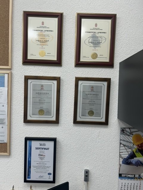 Geoinformatička kancelarija — RealEye Digital